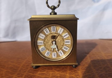 Vintage Tischuhr aus Messing